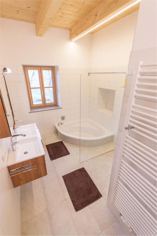 Gaestehaus Biohof ليوتسشاخ الغرفة الصورة